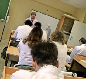 Universitarisation des études d’infirmière : à petit pas…